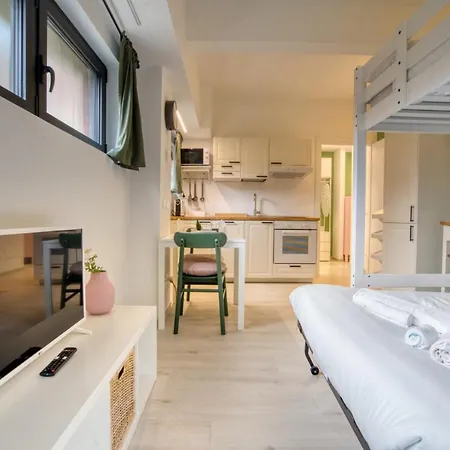 Suzzani 273 Apartment