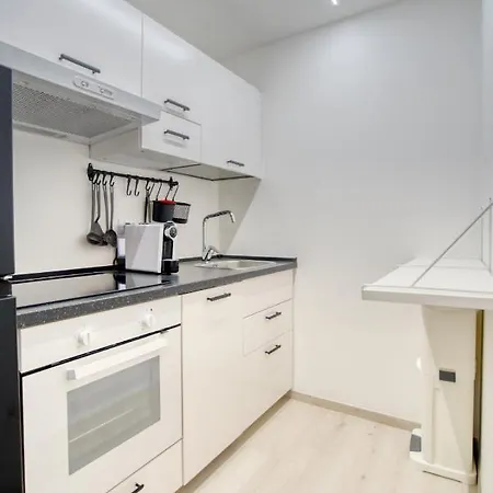 Suzzani 273 Apartment