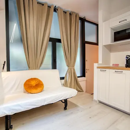 Apartment Suzzani 273 Milan