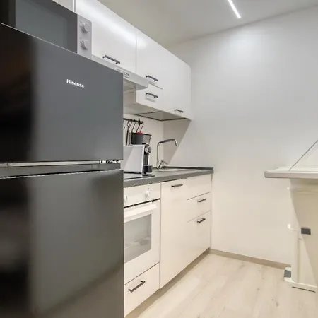 Suzzani 273 Apartment *