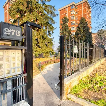 Suzzani 273 Apartment