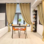 Suzzani 273 Отель