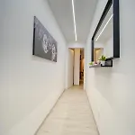 Suzzani 273 * Милан