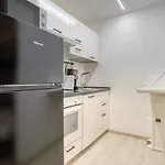Suzzani 273 Отель *