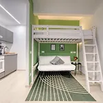 Suzzani 273 Отель