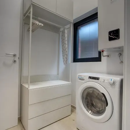 Apartament Suzzani 273 *